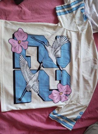 Camiseta béisbol/football americana crema x dibujo