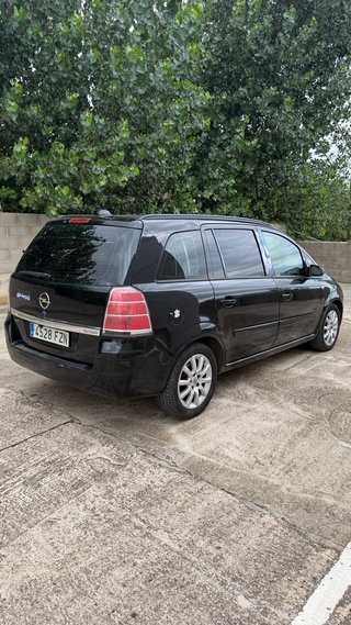 Opel Zafira Opel Zafira 1.9 CDTi 120 CV Enjoy