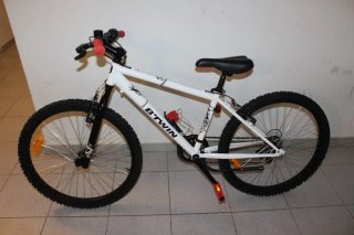 Bicicleta niño 24 pulgadas.