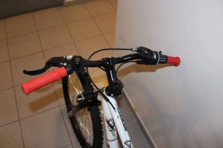Bicicleta niño 24 pulgadas.