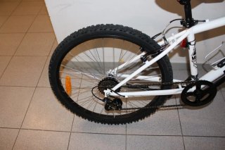Bicicleta niño 24 pulgadas.