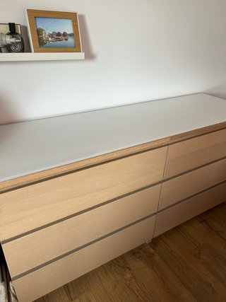 Cómoda Malm 6 cajones madera y cristalera
