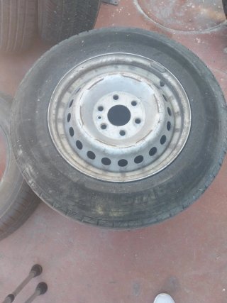 Rueda Iveco