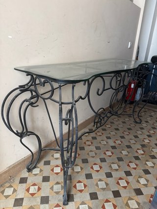 Mesa consola cristal y hierro forjado