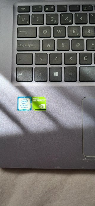 Portátil Asus VivoBook 5 Grigio/Argento