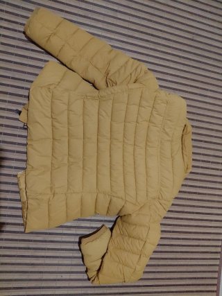 Anorak  amarillo mujer talla xl(tallaje pequeño)
