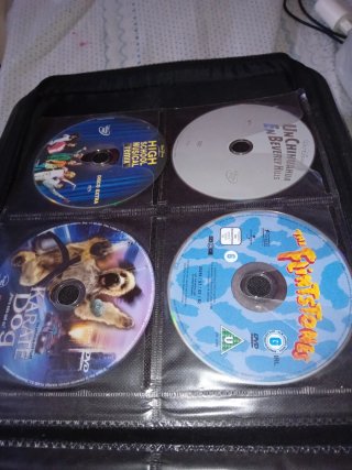Estuche Vivanco y Lote Películas DVD Infantiles