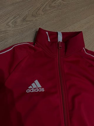 Chaqueta deportiva Adidas roja