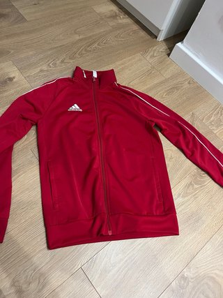 Chaqueta deportiva Adidas roja