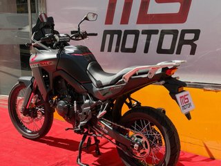 Honda Transalp 750 2023