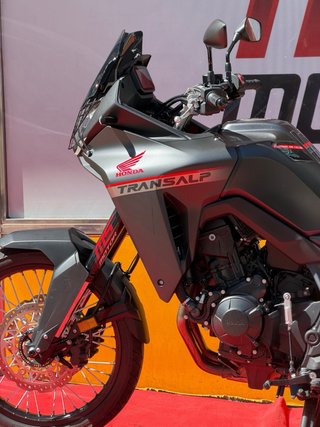 Honda Transalp 750 2023