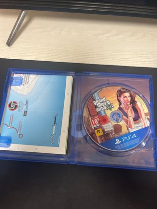 Lote Videojuegos PS4: F1 2021, FIFA 19, GTA V