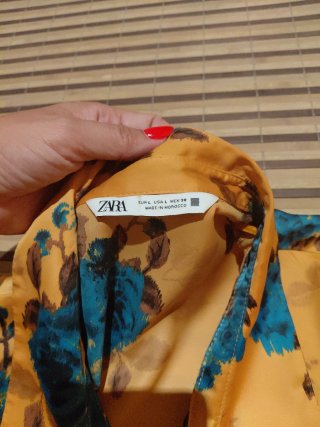 Blusa Zara Seda Floral Azul Naranja