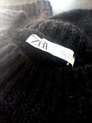 Jersey negro Zara