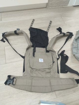 Mochila Portabebés y Reductor Mipies