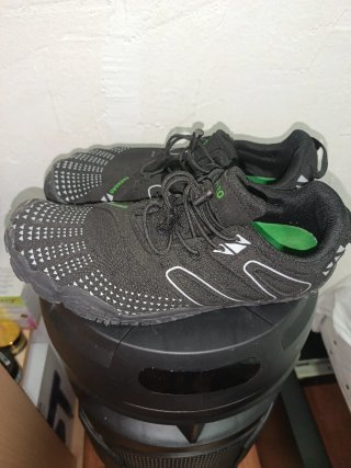 Zapatillas SAGUARO Negras y Verdes