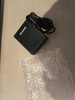 Piano Digital Alesis Recital Grand