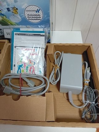 Nintendo Wii U Mario Kart 8 Premium Pack