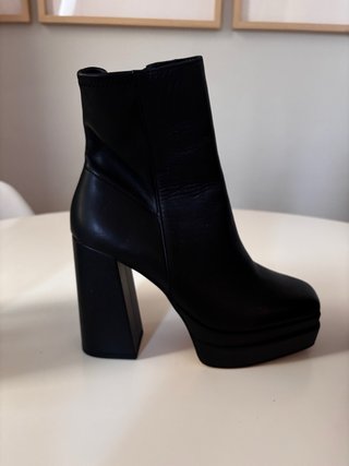 Botines de tacón plataforma negros