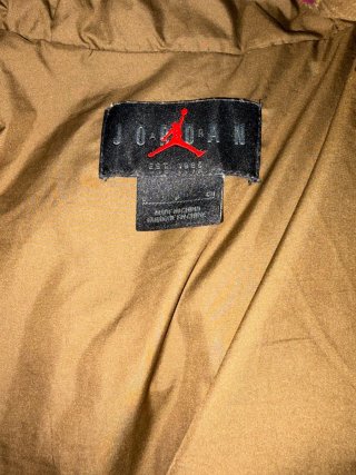 Chaqueta Jordan Roja