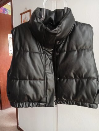 Chaleco acolchado Zara negro