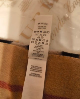 Sciarpa Burberry Beige Check Unisex Nuova