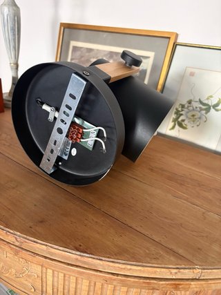 Aplique  metal y madera