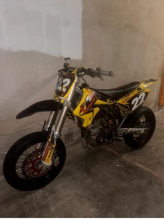 Suzuki RMZ 250 Motocross Supermoto