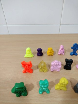 Gogo's Crazy Bones.