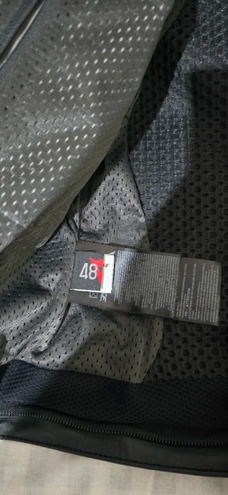 Mono Dainese 2 piezas negro y amarillo TALLA 48