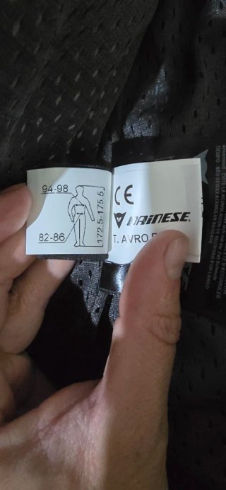 Mono Dainese 2 piezas negro y amarillo TALLA 48