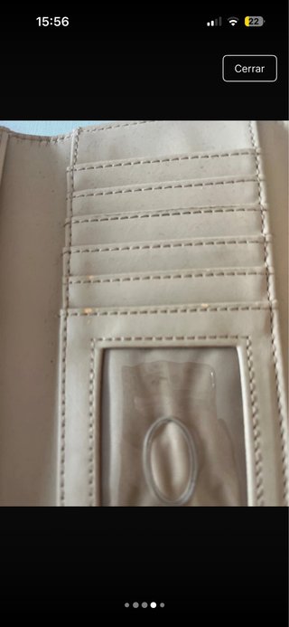 Monedero Guess Beige