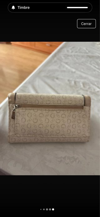 Monedero Guess Beige