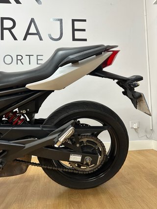 YAMAHA XJ6 A/A2