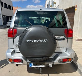 NISSAN TERRANO
