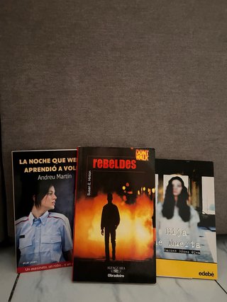 Pack de 3 libros de texto de ficción