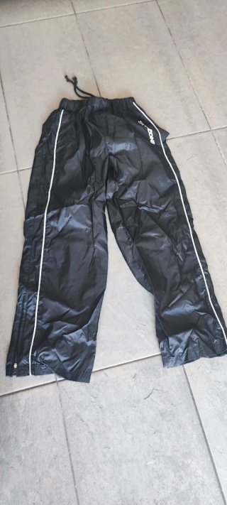 Chubasquero TZONE 2 piezas negro