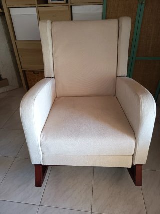 Mecedora - Butaca balancín beige y marrón