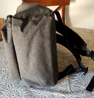 Mochila Eastpak gris y negra