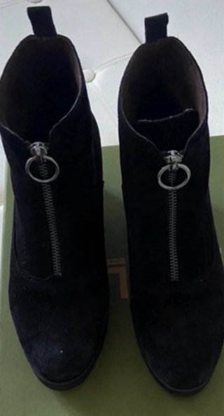Botines piel serraje negros