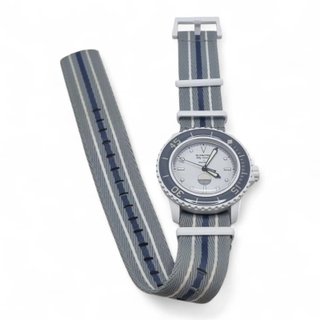 Orologio Swatch x Blancpain Fifty Fathoms Antarctic Ocean bianco con cinturino in tela + astuccio + certificato