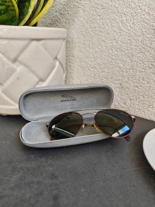 Gafas de sol polito Jaguar 90s con funda