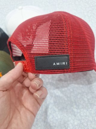 Lote 4 Gorras Amiri