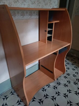 Escritorio madera bandeja extraíble