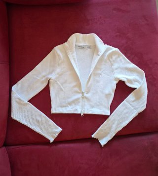 Chaqueta canalé Bershka blanca