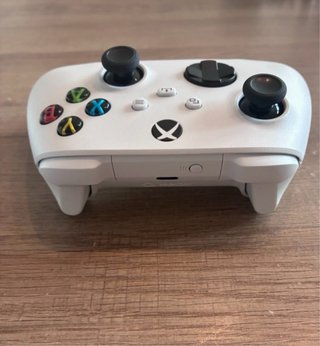 Xbox Series S + Mando y Cargador