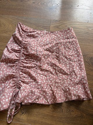 Falda corta floral verano
