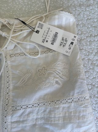 Blusa Zara blanca talla XS Sin estrenar
