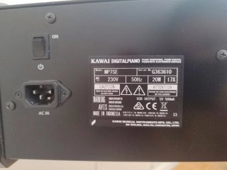 Teclado Kawai MP7SE