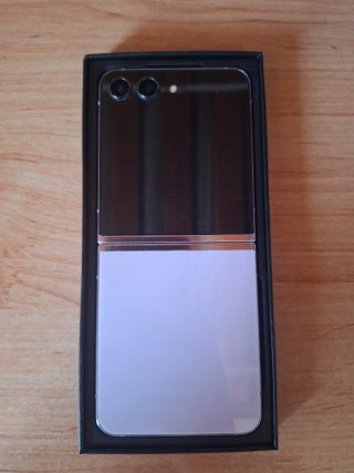 Samsung Galaxy Z Flip5 256GB Lila